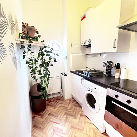 Ultimate Getaway In Camden Town Apartment Лондон Екстериор снимка