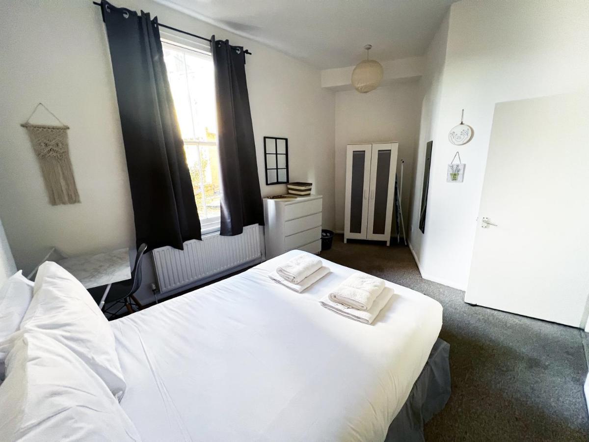 Ultimate Getaway In Camden Town Apartment Лондон Екстериор снимка
