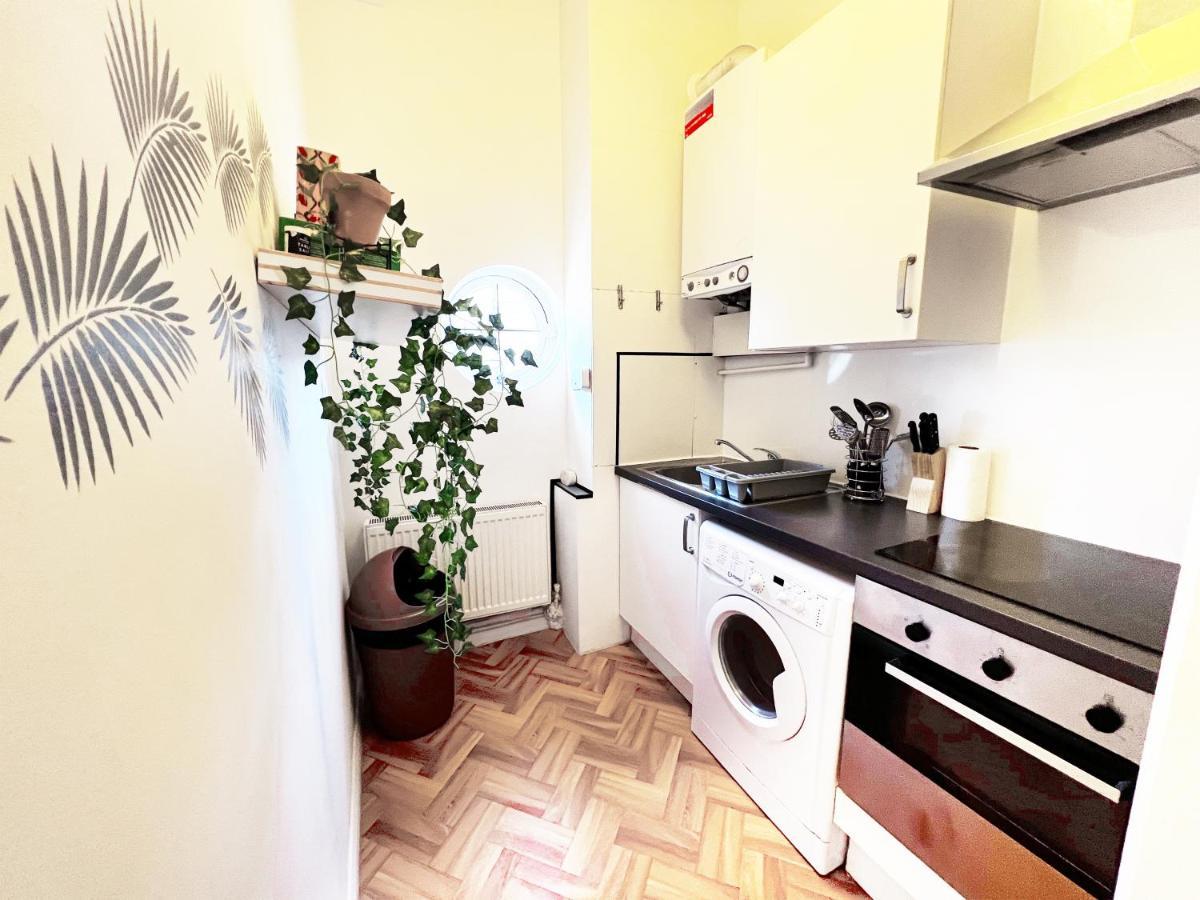 Ultimate Getaway In Camden Town Apartment Лондон Екстериор снимка